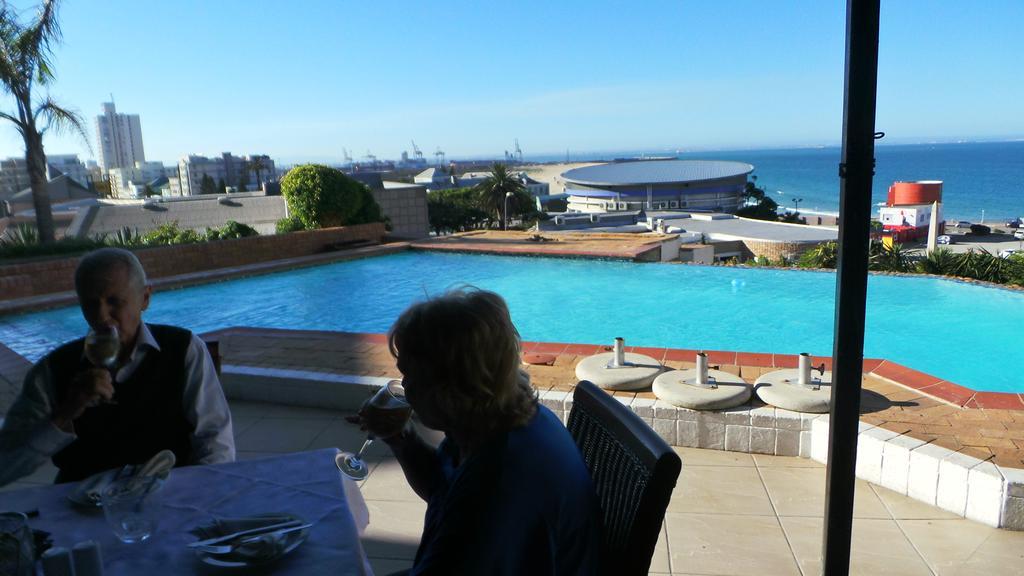 Chapman Hotel And Conference Centre Port Elizabeth Exterior photo